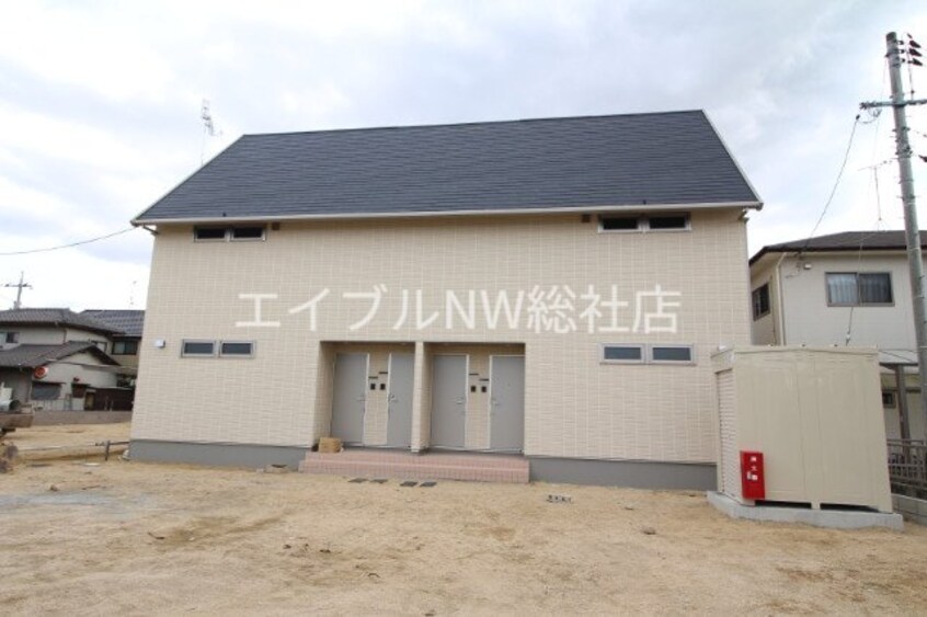  サンリーフ　B棟