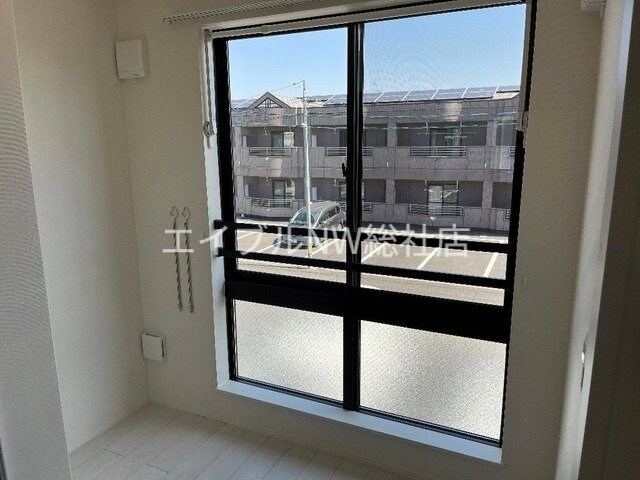  シャイン・パレス