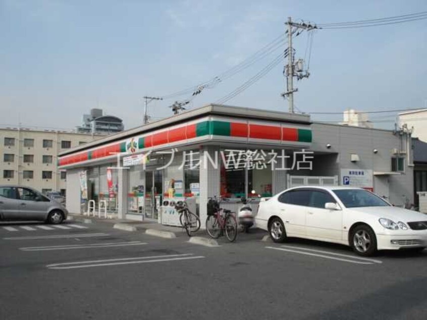 サンクス倉敷水島中央公園前店(コンビニ)(コンビニ)まで748m ライブフォース