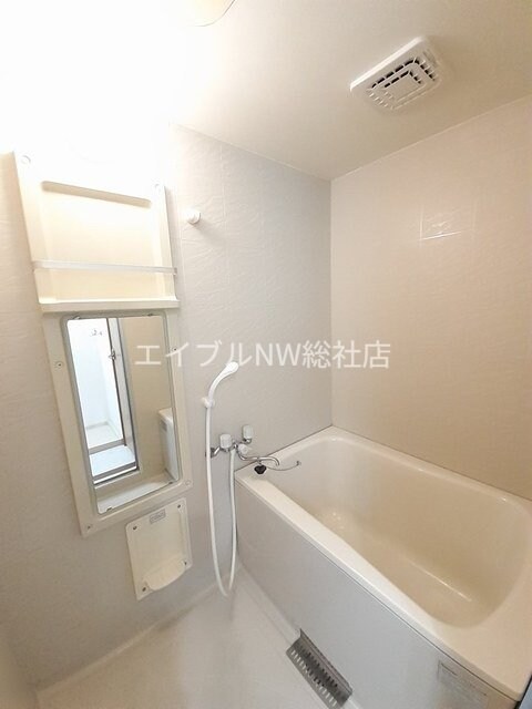  メゾンセレッソＡ