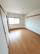  ニュ－シティ中須加Ａ