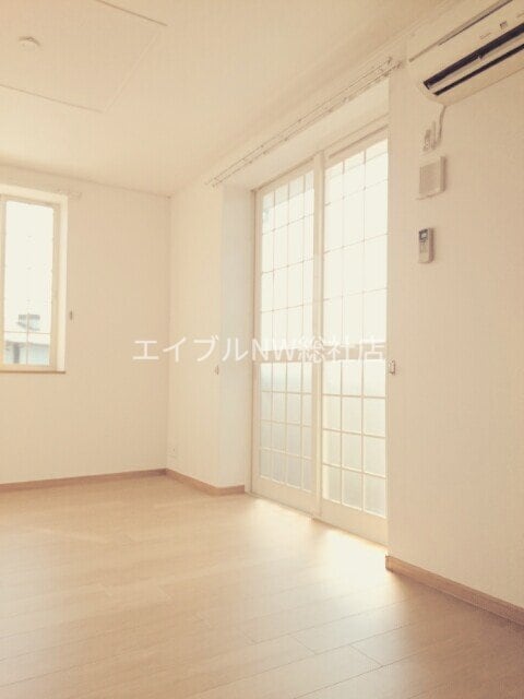  メゾン　オーブＡ