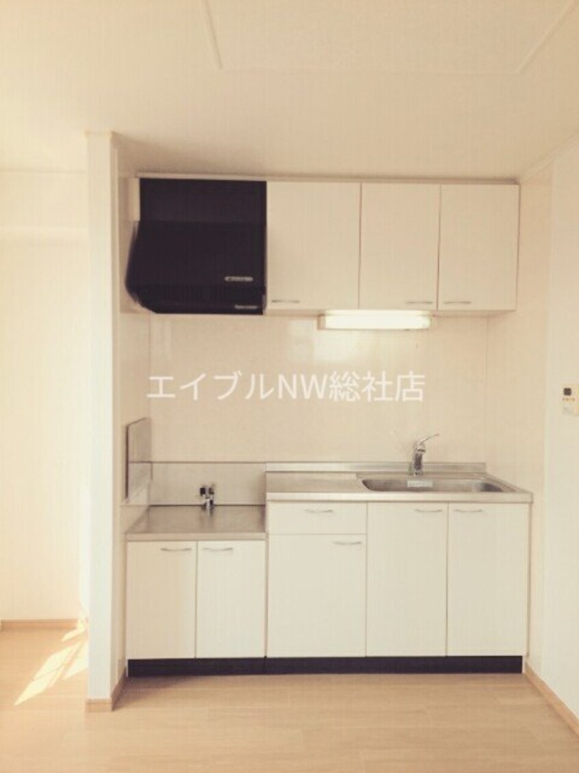  メゾン　オーブＡ