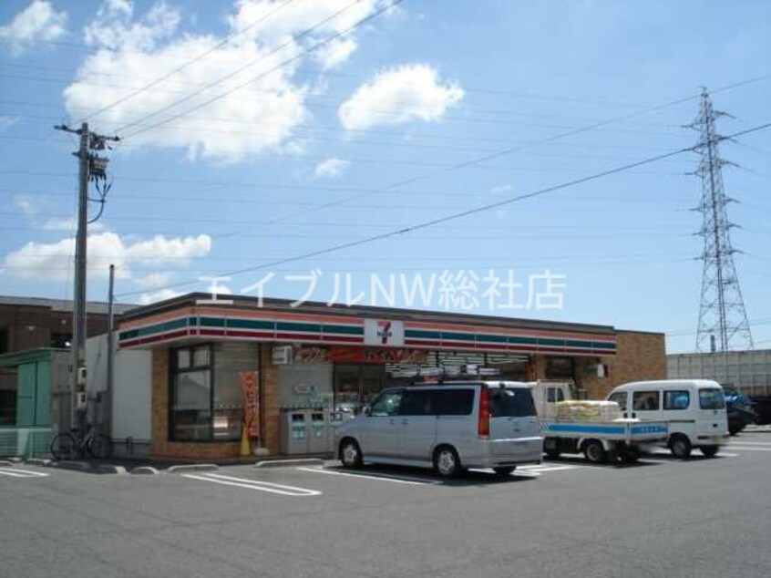 セブンイレブン(コンビニ)まで200m ベル・カント