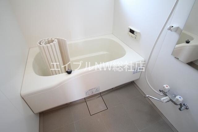  プレインパイン　A棟