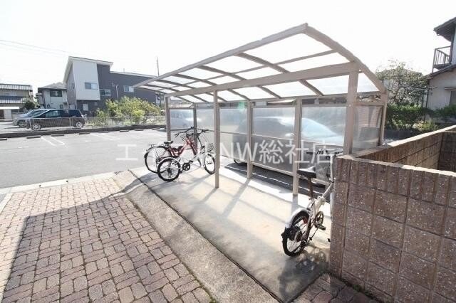  プレインパイン　A棟