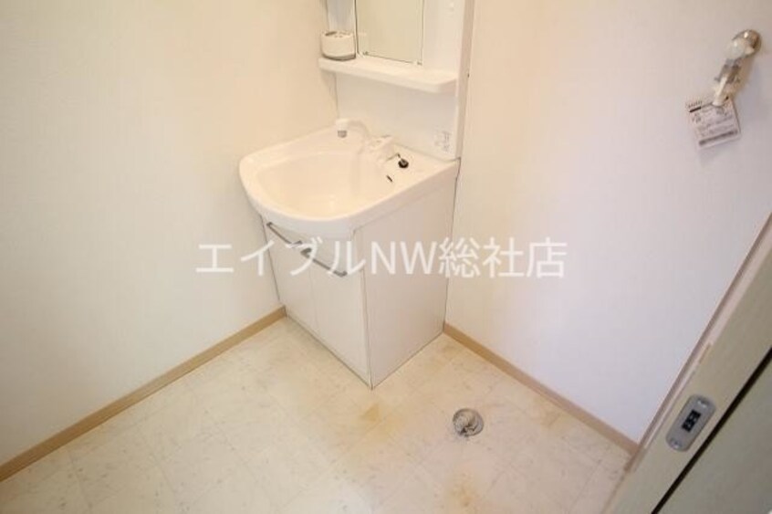  プレインパイン　A棟