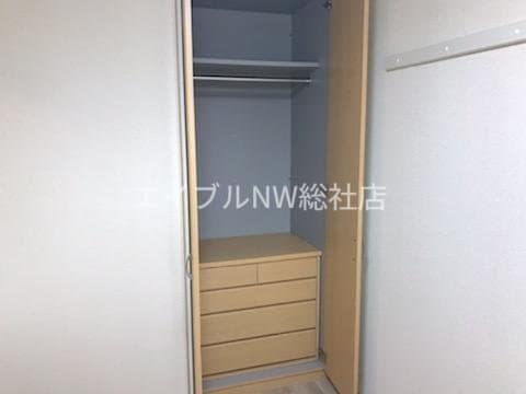 クローゼット グランドウルス中島