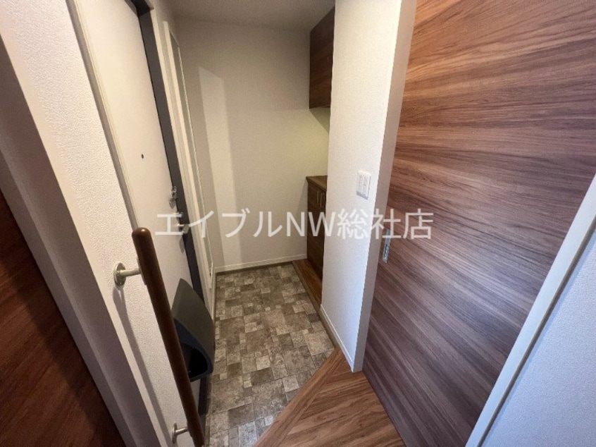  アバンサール　B棟