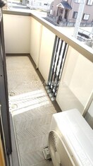  エル・プラティアB棟