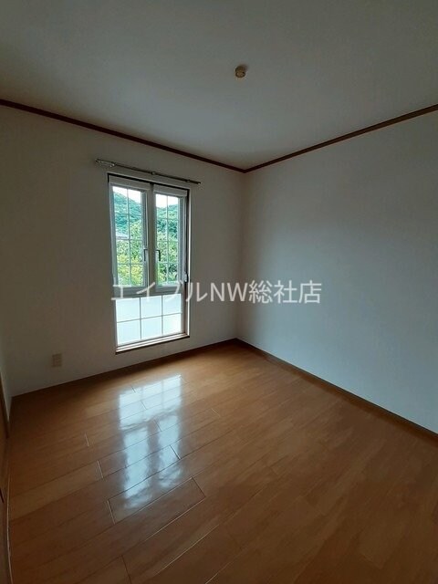  クレストール山崎