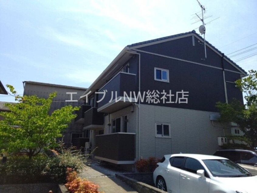  ファミールワカサ　B