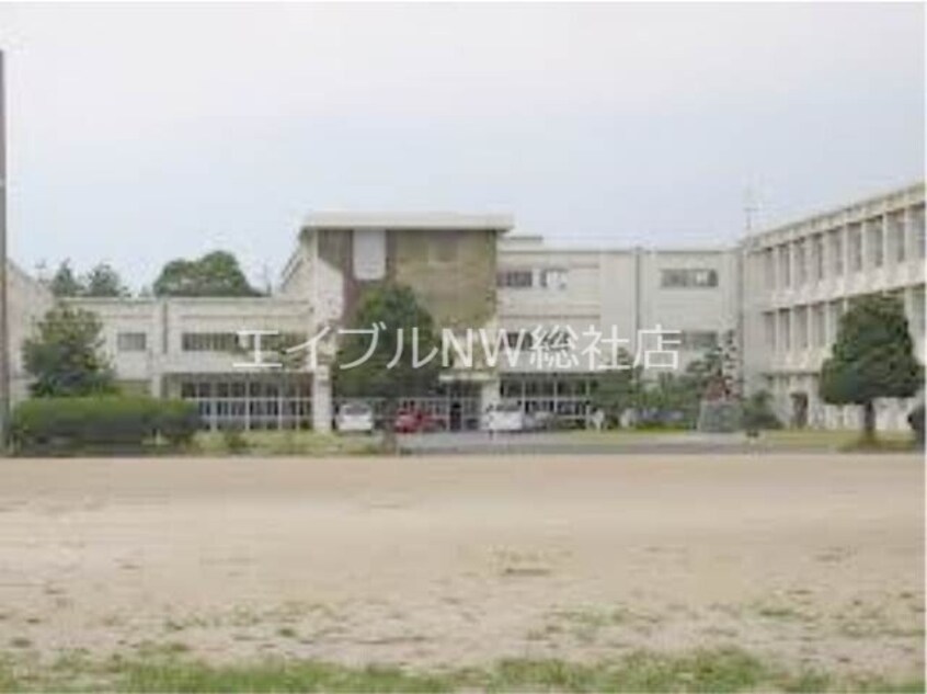 倉敷市立福田中学校(中学校/中等教育学校)まで716m ニンナ・ナンナＣ棟（ホテルライク・ＢＥＬＳ認証・ＺＥＨ）