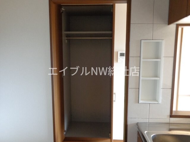 リビング収納 アバンサール