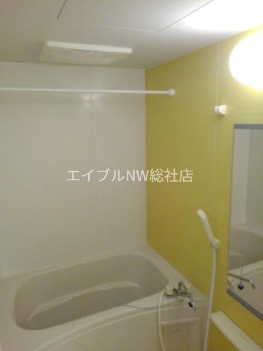  エル　フトゥーロ　Ａ