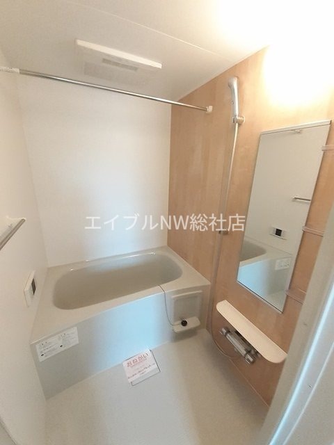  ル　ソレイユＢ