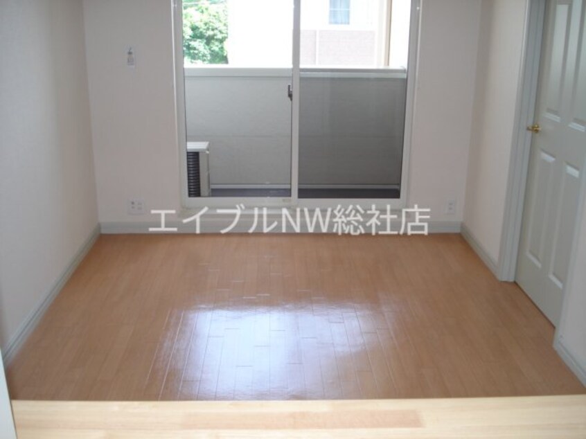 リビング ソレアード・ハイムＡ