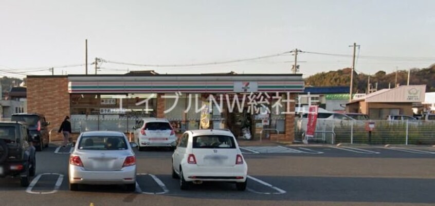 セブンイレブン 新倉敷駅前３丁目店(コンビニ)まで389m CASA west