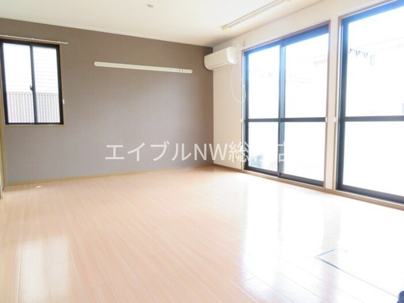  モア・フローレンス　Ｃ棟