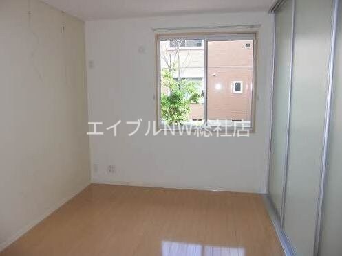  ソレアード　A棟