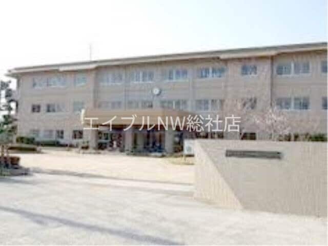 総社市立常盤小学校(小学校)まで1174m アヴニ－ル・アンジュ