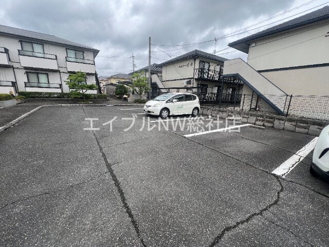  フォワイエ　D