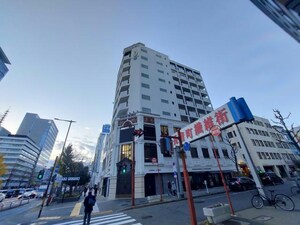 丸の内ヒルズ