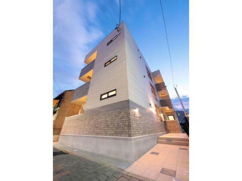  名古屋市営地下鉄名城線/名城公園駅 徒歩6分 2階 築5年