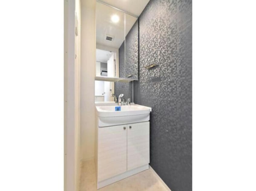  名古屋市営地下鉄鶴舞線/鶴舞駅 徒歩10分 13階 築4年