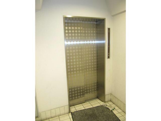  名古屋市営地下鉄鶴舞線/鶴舞駅 徒歩10分 8階 築39年