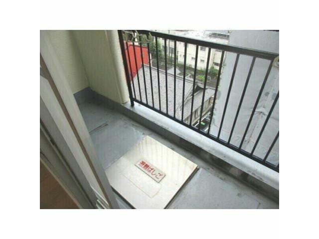  名古屋市営地下鉄鶴舞線/鶴舞駅 徒歩10分 8階 築39年