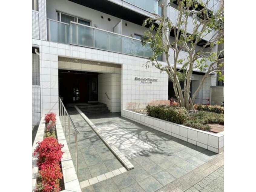  名古屋市営地下鉄名城線/矢場町駅 徒歩5分 8階 築18年