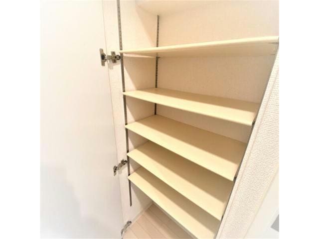  名古屋市営地下鉄名城線/矢場町駅 徒歩5分 8階 築18年