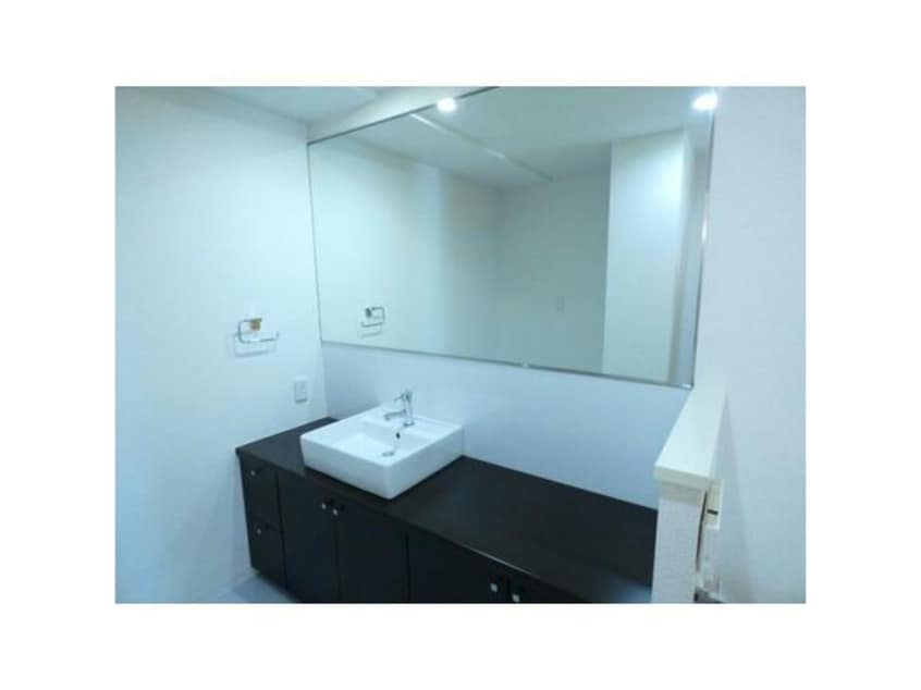  名古屋市営地下鉄東山線/新栄町駅 徒歩2分 11-12階 築19年