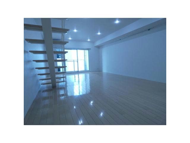  名古屋市営地下鉄東山線/新栄町駅 徒歩2分 11-12階 築19年