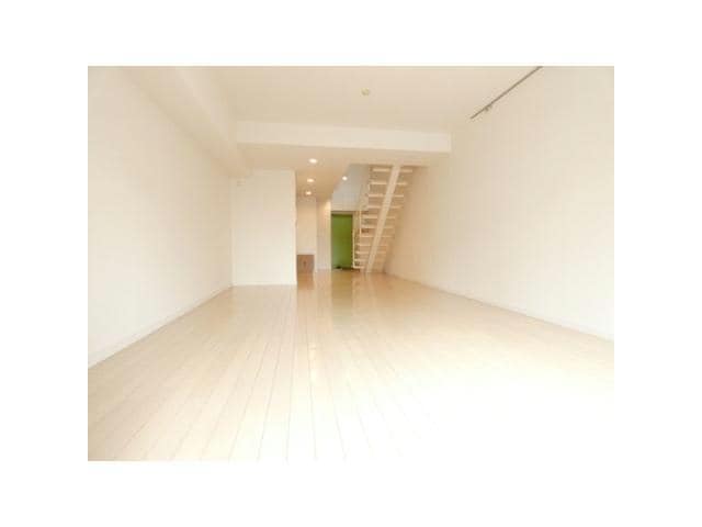  名古屋市営地下鉄東山線/新栄町駅 徒歩2分 4-5階 築19年