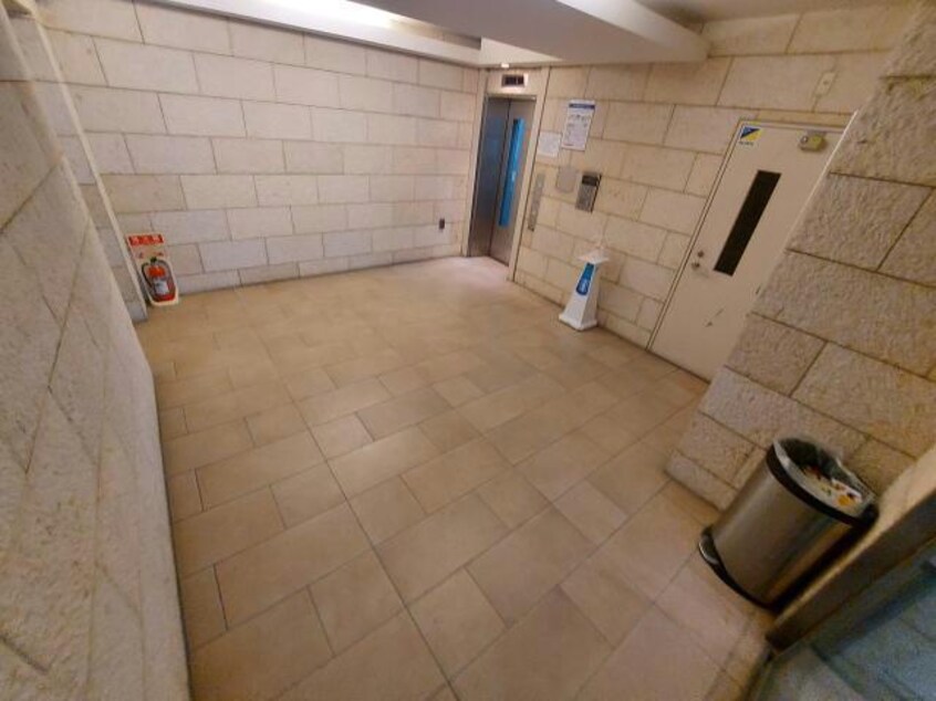  名古屋市営地下鉄桜通線/丸の内駅 徒歩4分 9階 築18年