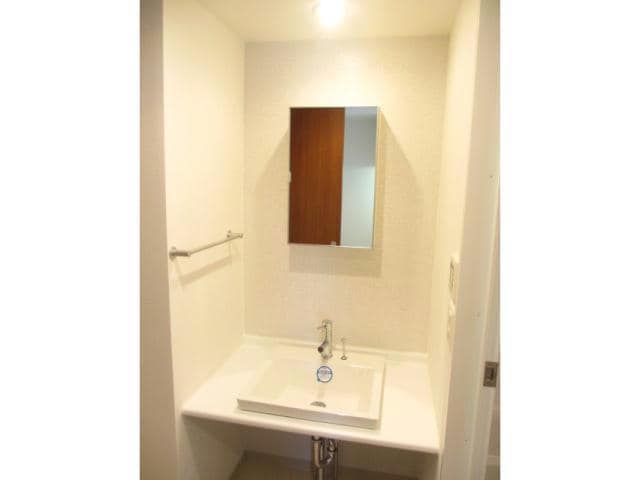  名古屋市営地下鉄桜通線/高岳駅 徒歩1分 4階 築18年