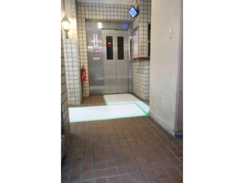  名古屋市営地下鉄桜通線/丸の内駅 徒歩2分 10階 築40年