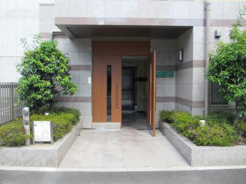  名古屋市営地下鉄名城線/矢場町駅 徒歩10分 9階 築17年