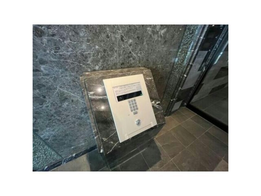  名古屋市営地下鉄桜通線/丸の内駅 徒歩6分 8階 築6年