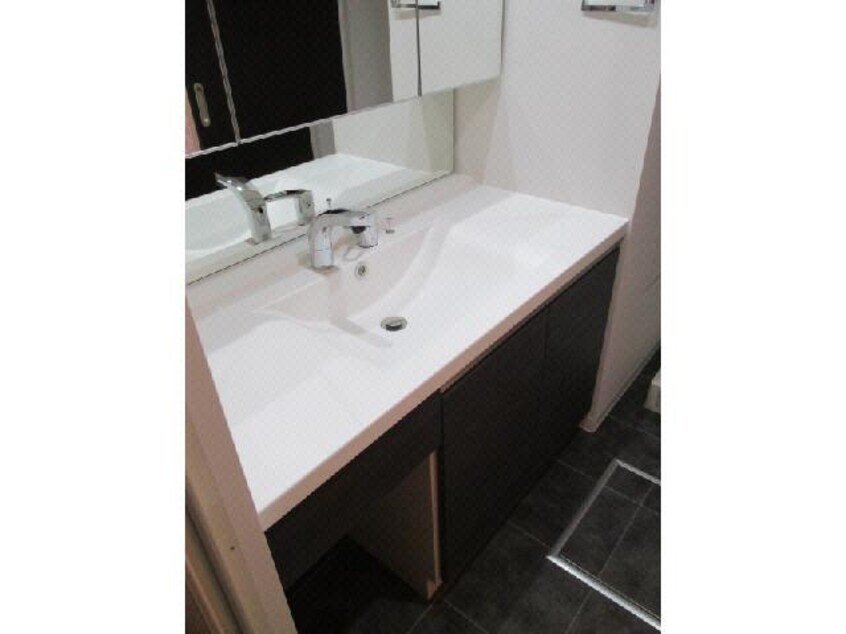  名古屋市営地下鉄名城線/矢場町駅 徒歩9分 4階 築9年