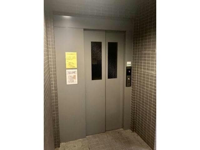  名古屋市営地下鉄東山線/新栄町駅 徒歩5分 9階 築28年