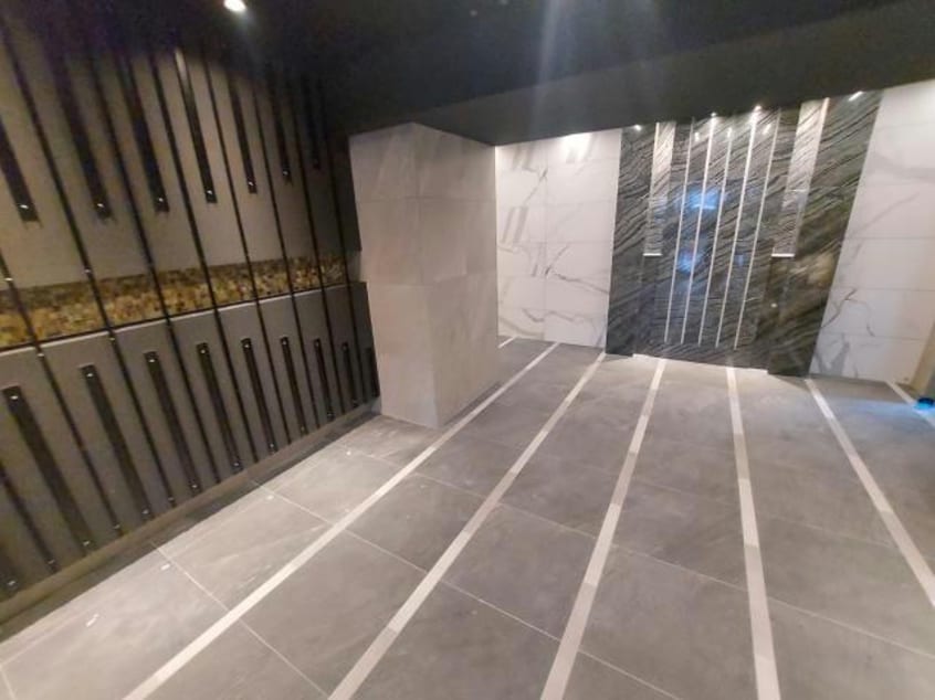  名古屋市営地下鉄東山線/新栄町駅 徒歩7分 8階 築2年