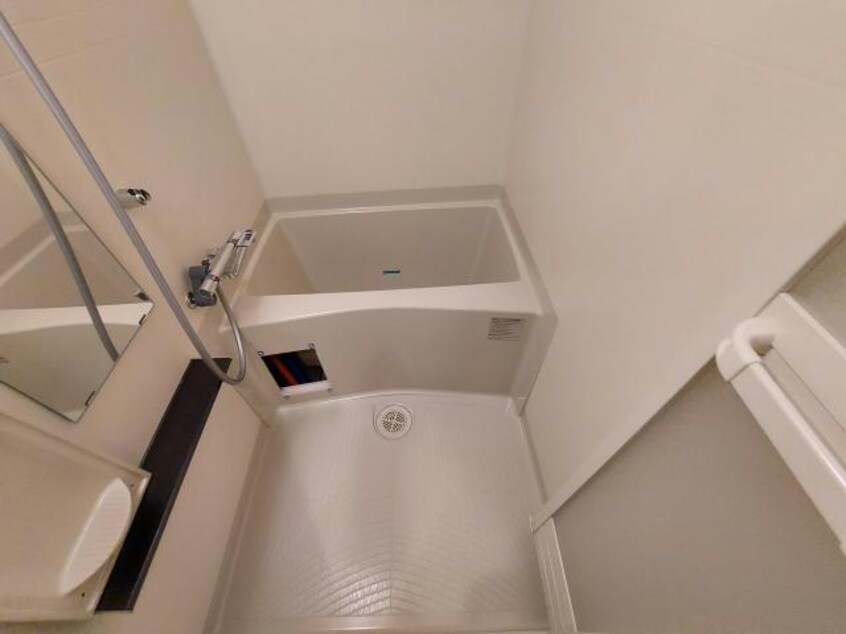  名古屋市営地下鉄東山線/新栄町駅 徒歩7分 6階 築3年