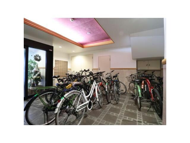  名古屋市営地下鉄名城線/矢場町駅 徒歩8分 3階 築27年