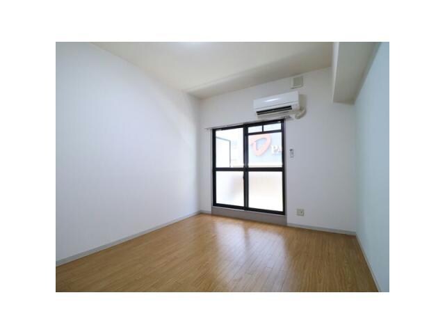  名古屋市営地下鉄名城線/矢場町駅 徒歩8分 3階 築27年