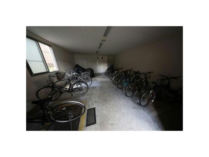  名古屋市営地下鉄東山線/新栄町駅 徒歩8分 4階 築24年