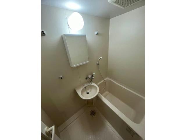  名古屋市営地下鉄東山線/新栄町駅 徒歩8分 4階 築24年