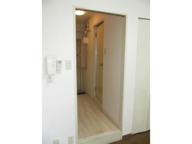  名古屋市営地下鉄東山線/新栄町駅 徒歩8分 6階 築32年